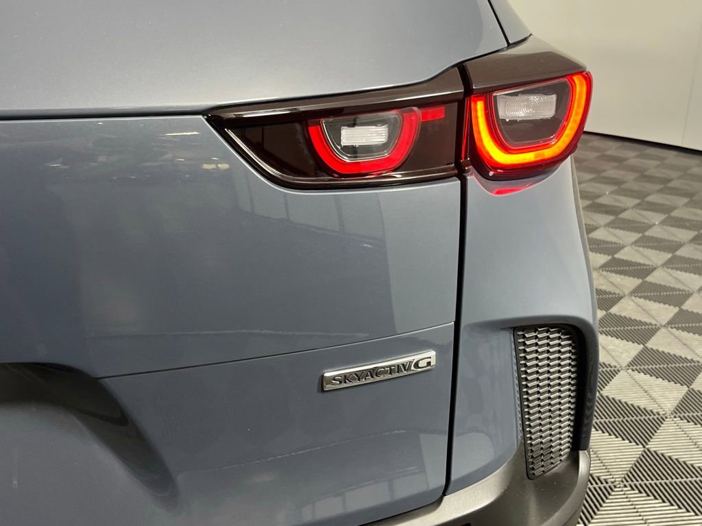 Used 2025 MAZDA CX-50 AWD 2.5 S w/ Premium Plus Pkg image 12