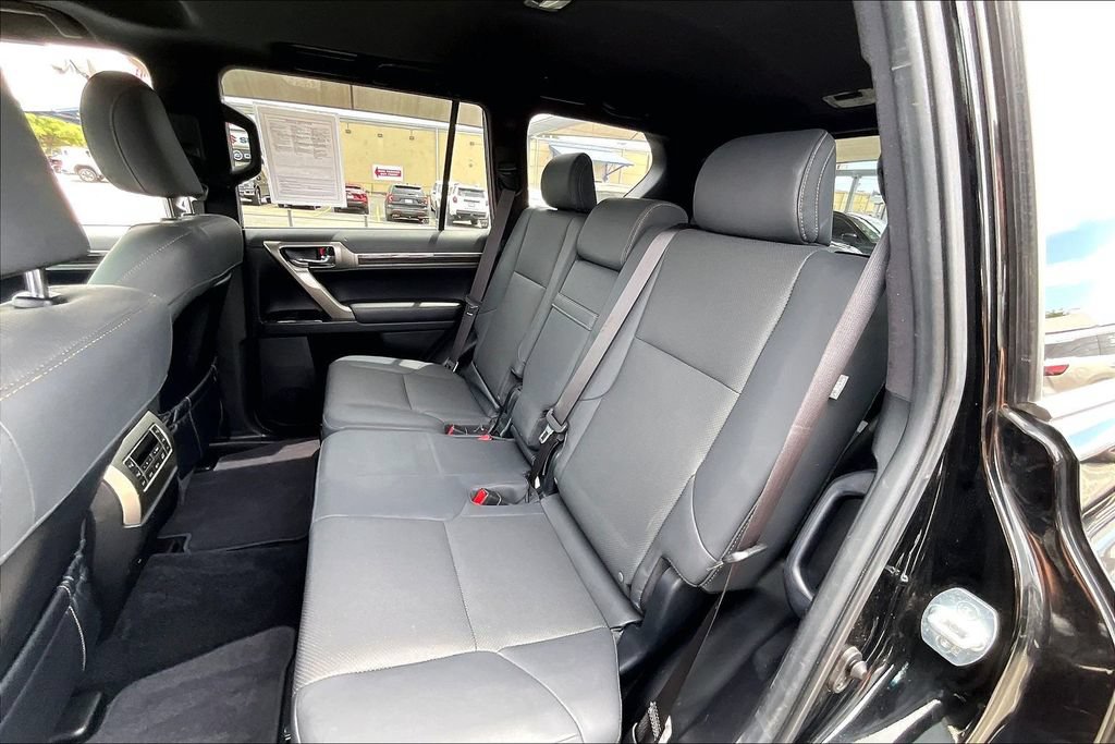 Used 2021 Lexus GX 460 Premium w/ Premium Package AWD/4WD image 37