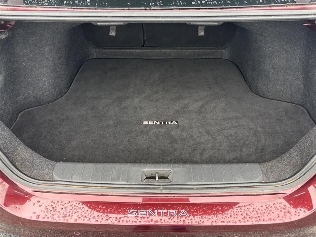 Used 2022 Nissan Sentra SV w/ Trunk Package image 26