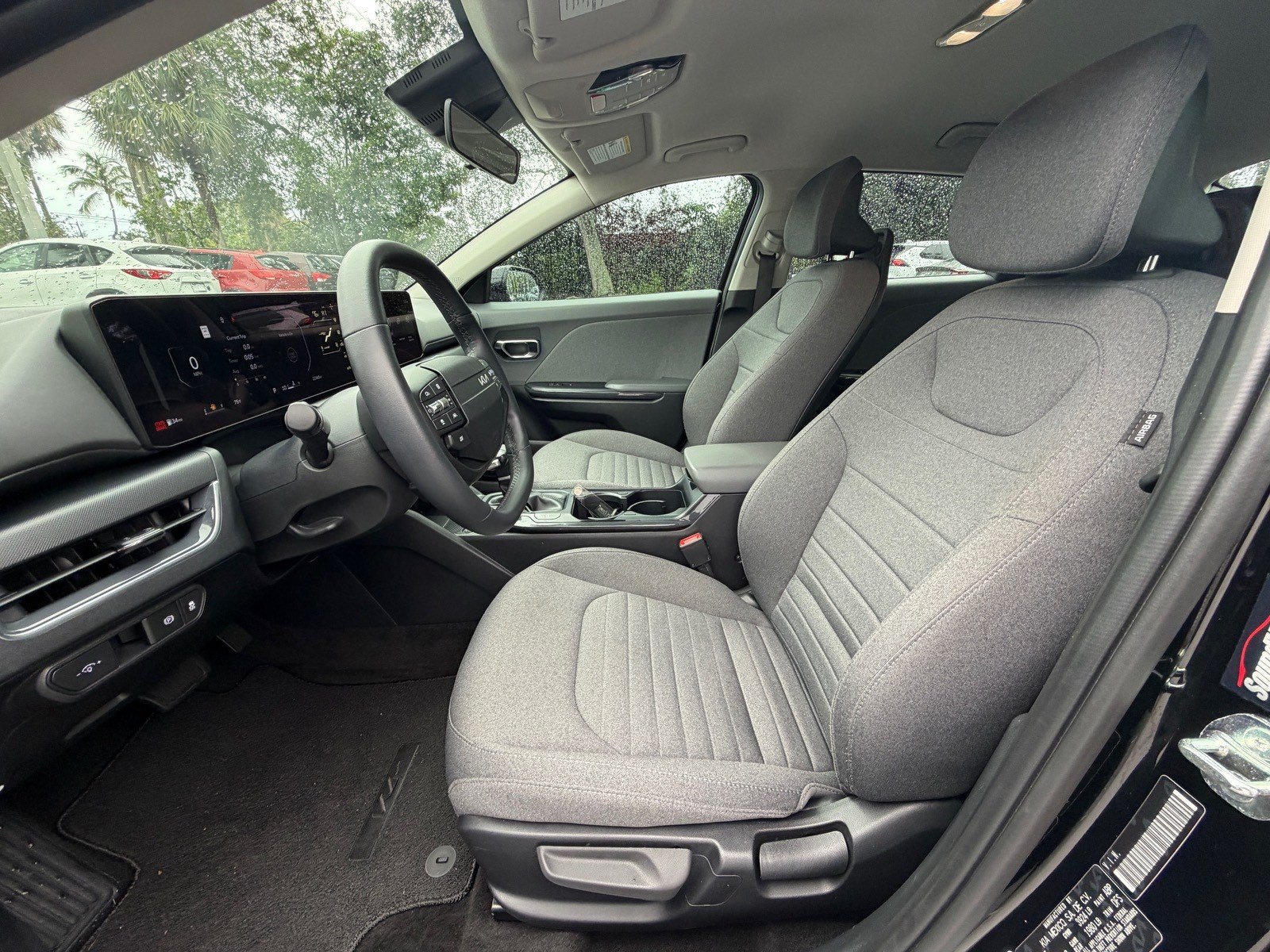 Used 2025 Kia K4 EX FWD image 23