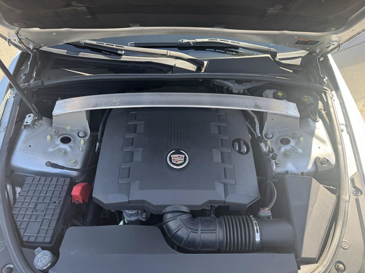 Used 2010 Cadillac CTS Sedan RWD image 32