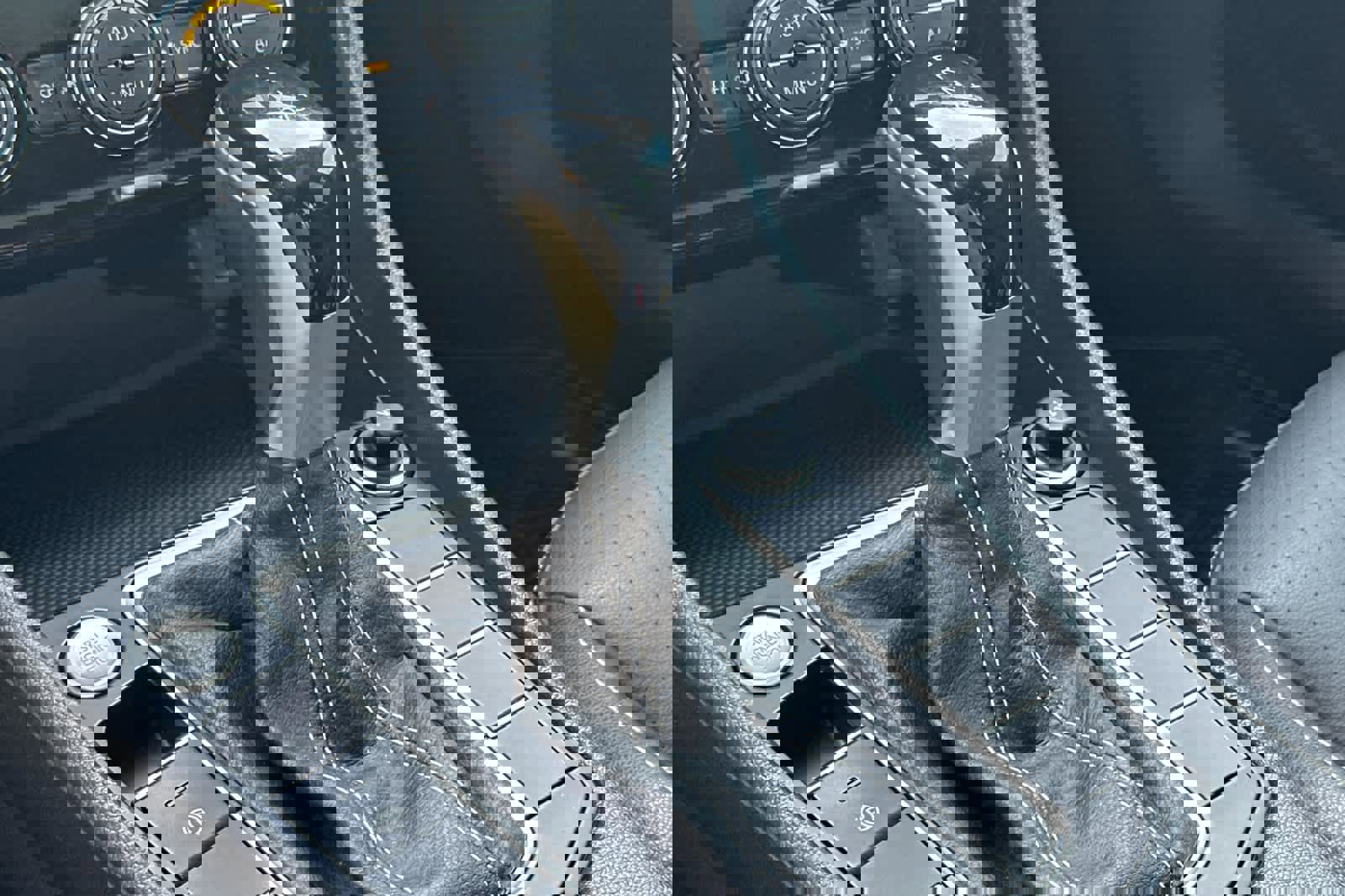 Used 2022 Volkswagen Jetta SE image 19