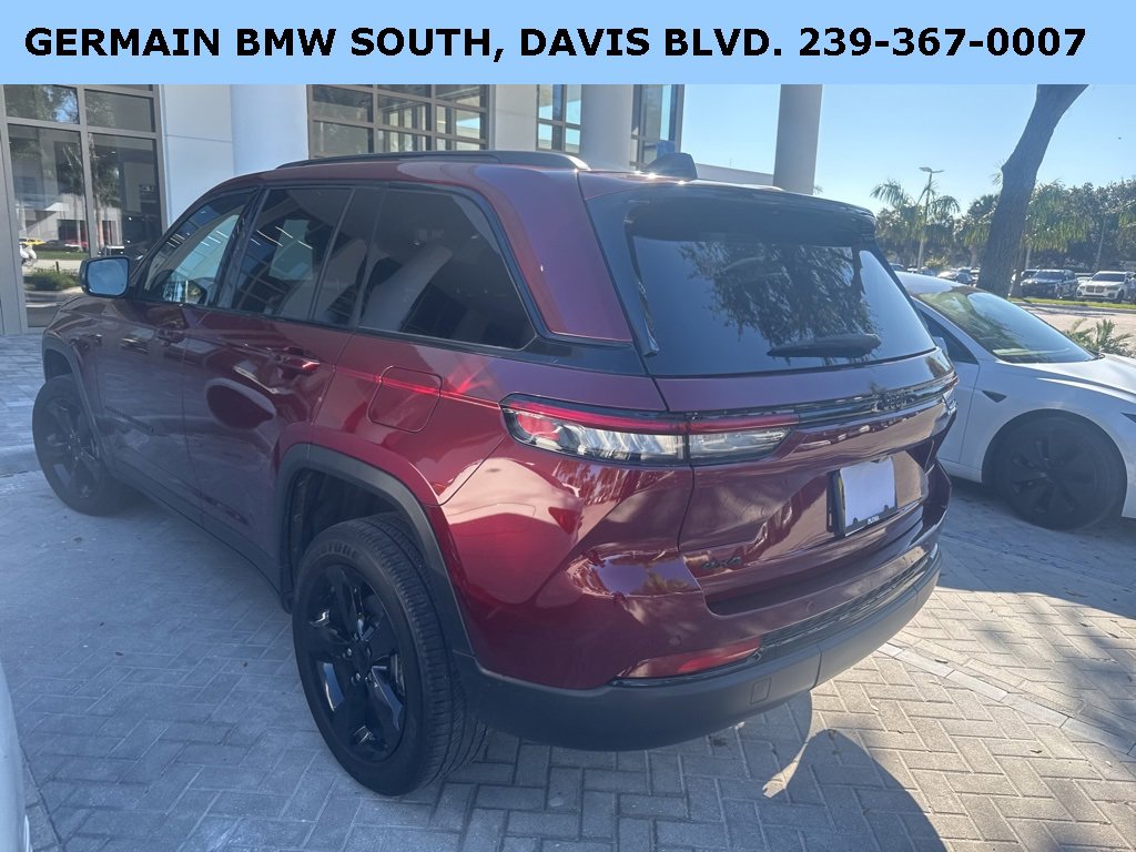 Used 2023 Jeep Grand Cherokee Altitude image 34