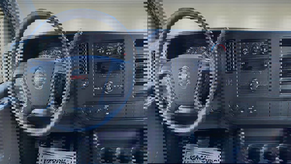 Used 2014 GMC Savana 2500 image 10