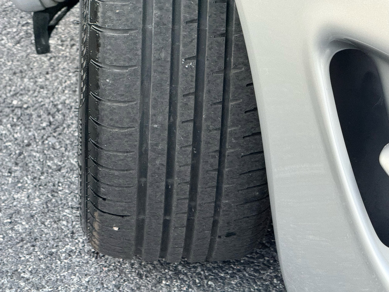 Used 1997 Chevrolet Corvette Coupe w/ Memory Pkg image 26