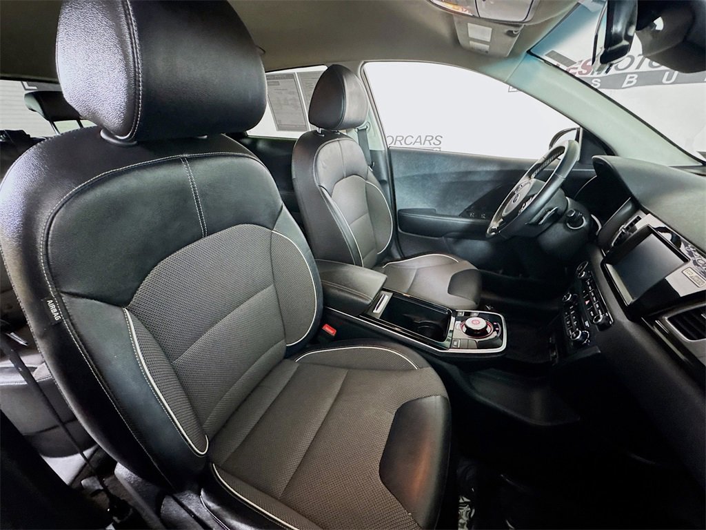 Used 2019 Kia Niro EX w/ Cold Weather Package 2.0 image 25