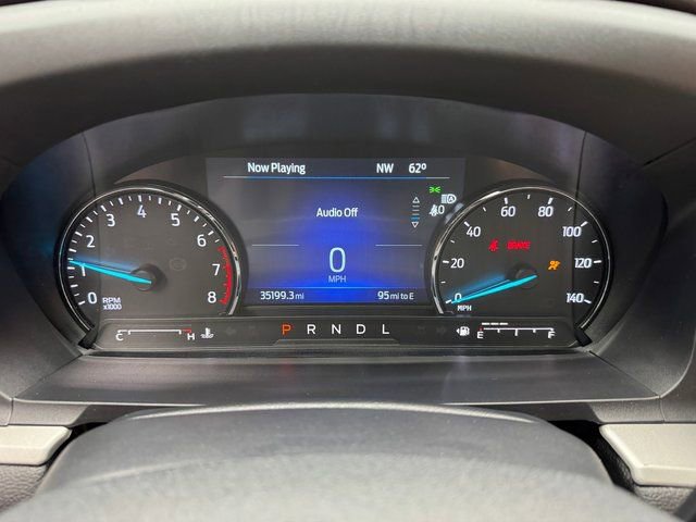 Certified 2022 Ford Explorer XLT w/ Equipment Group 202A image 15