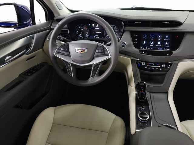 New 2025 Cadillac XT5 Premium Luxury w/ Technology Package image 15