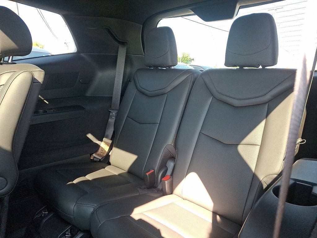 Certified 2024 Cadillac XT6 Sport w/ LPO, ONYX Package AWD/4WD image 12