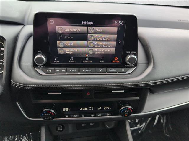 Used 2024 Nissan Rogue SV AWD/4WD image 15