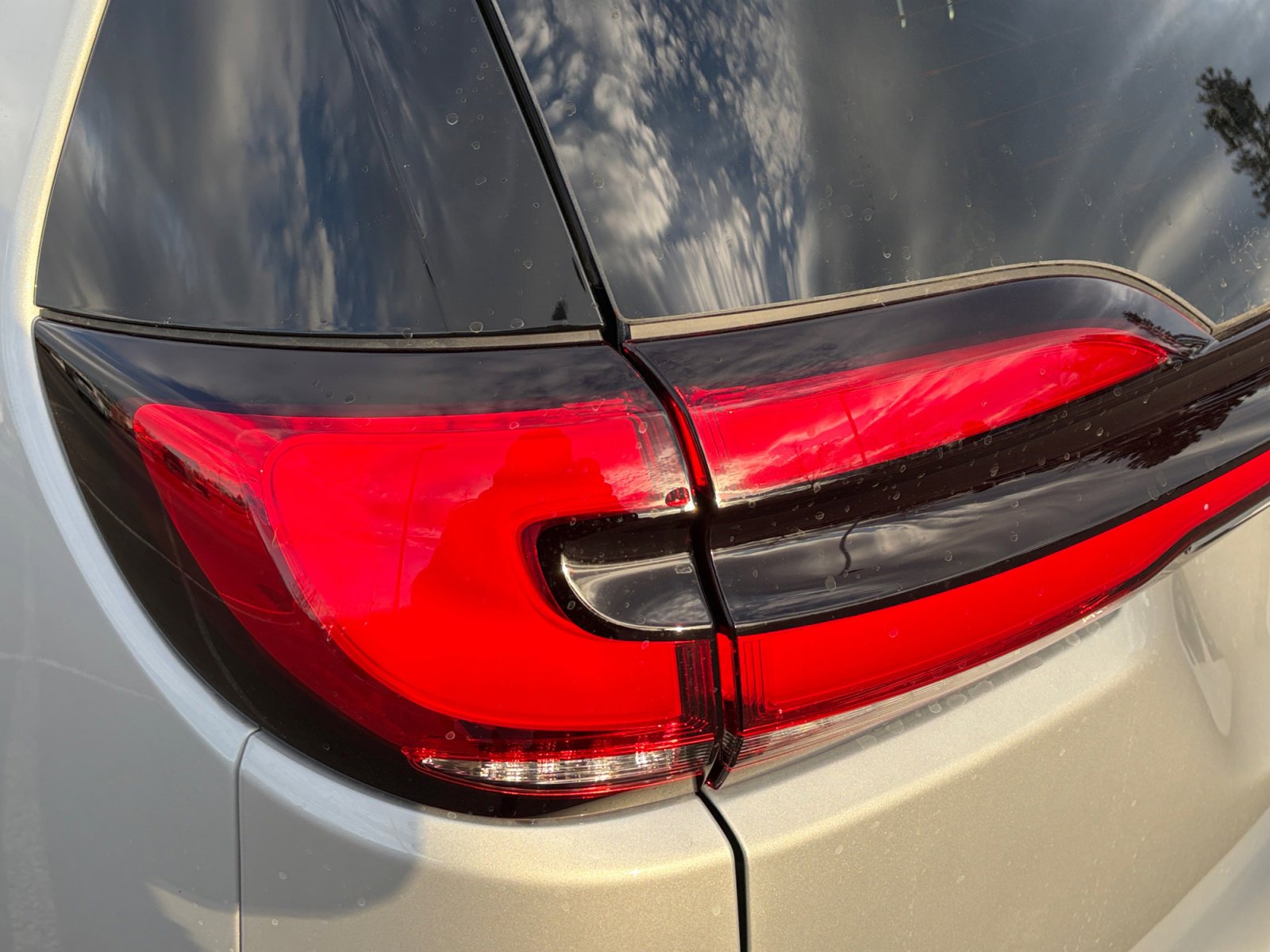 New 2026 Chrysler Pacifica Select AWD/4WD image 35