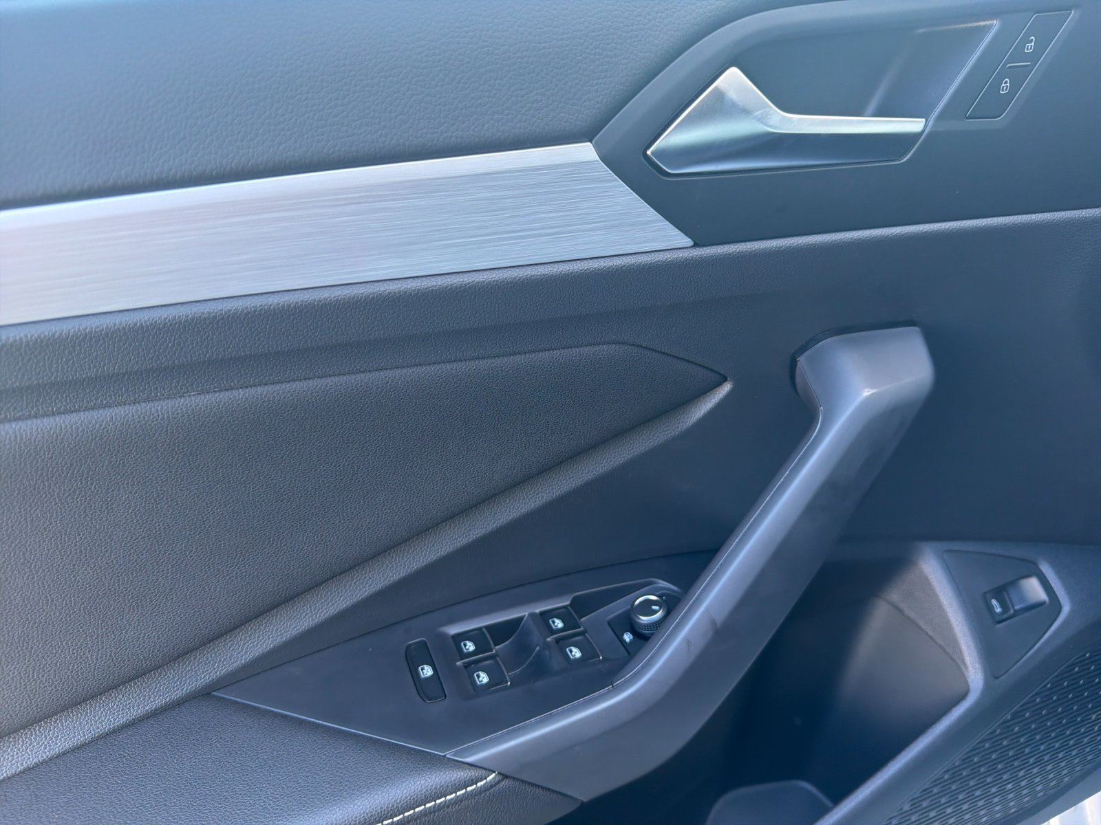 New 2027 Volkswagen Jetta Sport FWD image 11