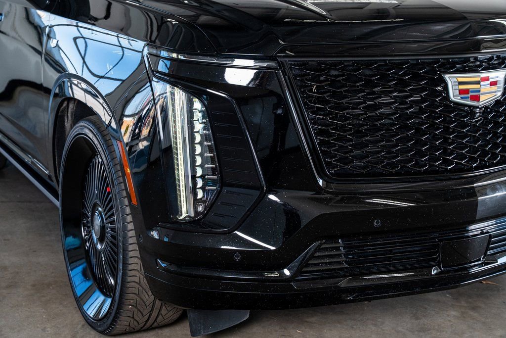 Used 2025 Cadillac Escalade Sport Platinum w/ LPO, Floor Liner Package image 16