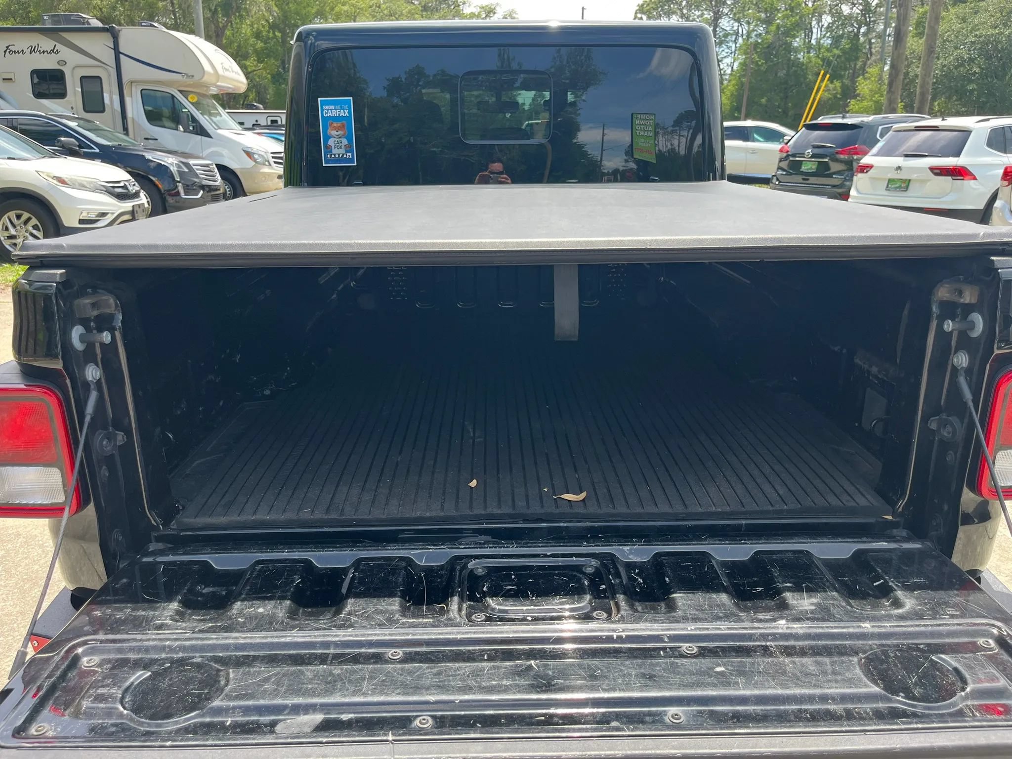 Used 2023 Jeep Gladiator Overland w/ Popular Equipment Package AWD/4WD image 36