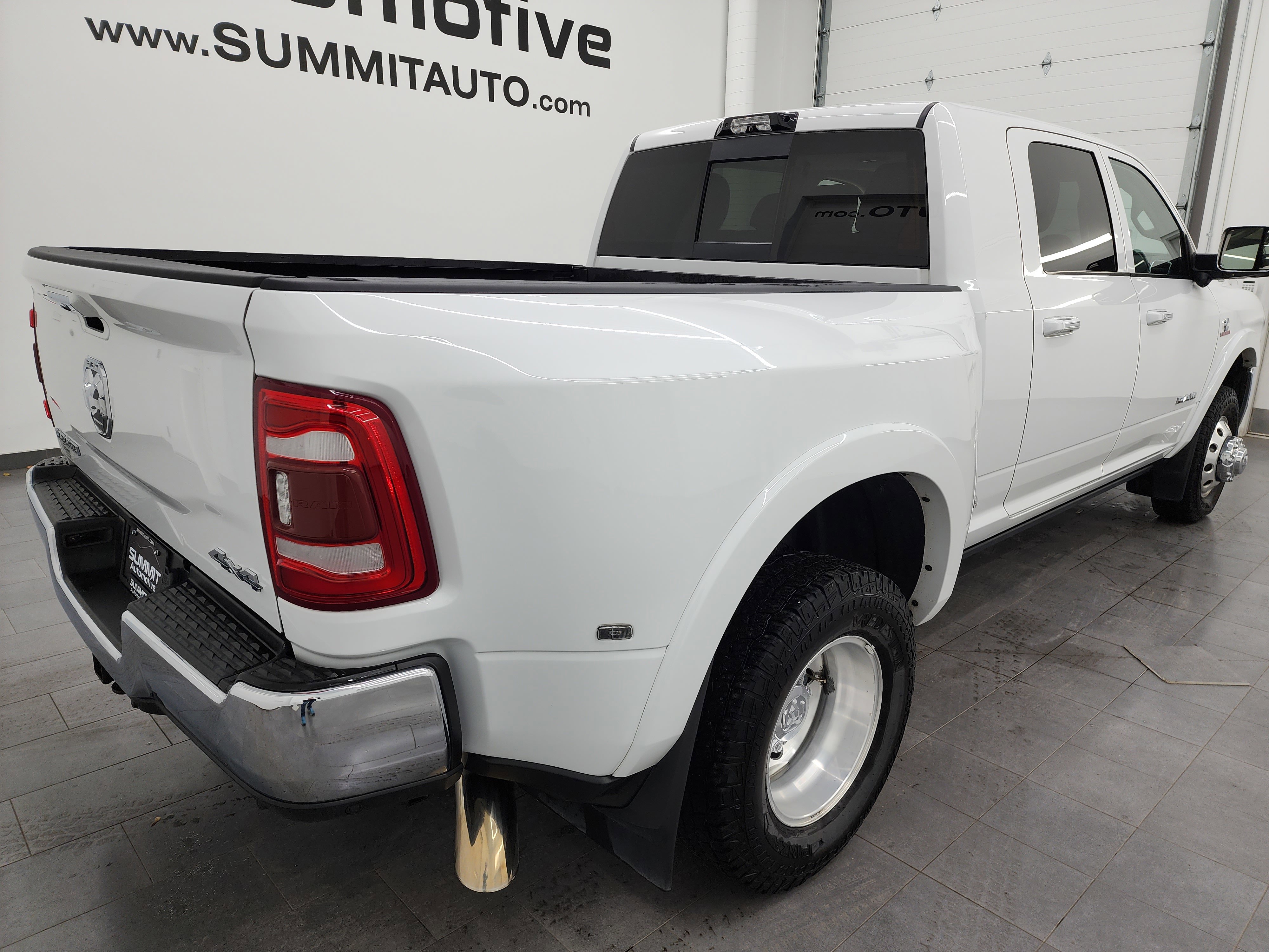 Used 2021 RAM 3500 Laramie image 4