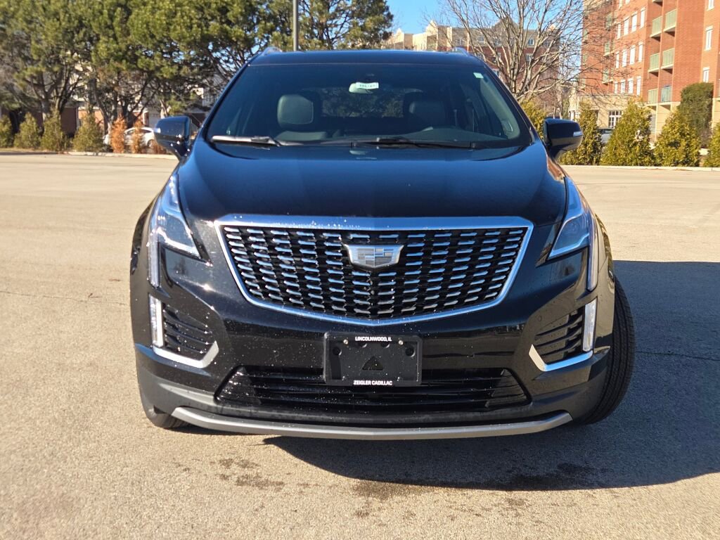 New 2025 Cadillac XT5 Premium Luxury w/ LPO, Red Accent Package image 4
