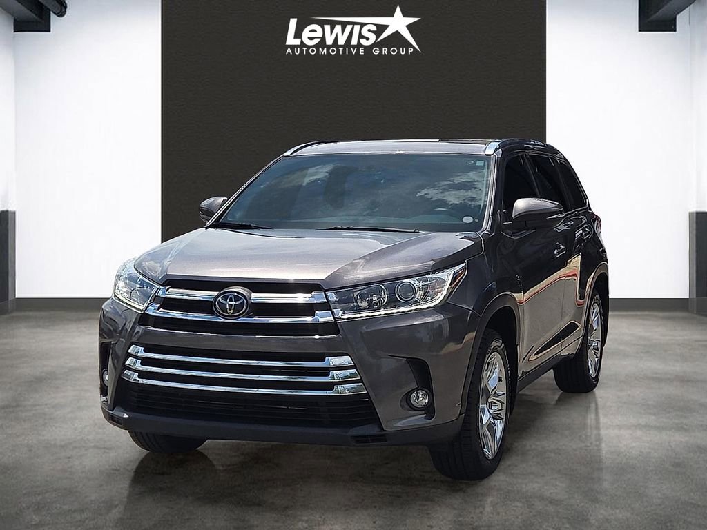 Used 2018 Toyota Highlander Limited FWD image 1