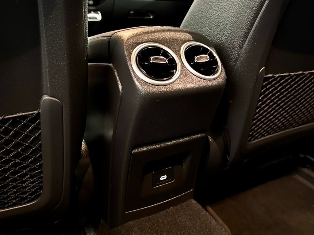 Used 2025 Mercedes-Benz CLA 250 image 26