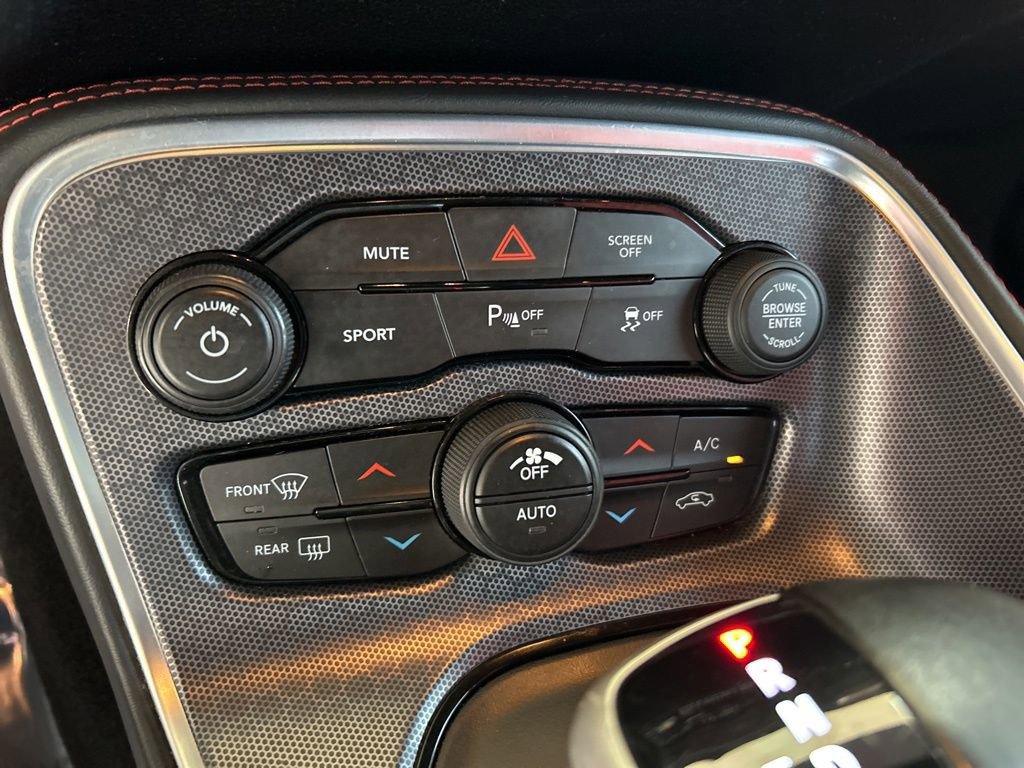 Used 2018 Dodge Challenger SXT Plus image 40