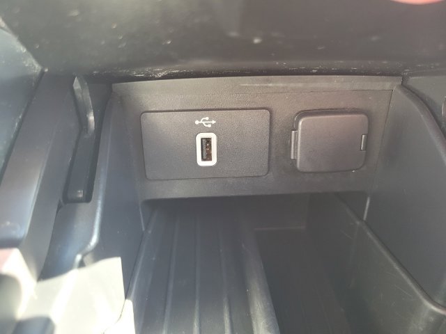 Used 2019 Ford Explorer Limited w/ Class III Trailer Tow Package FWD image 24