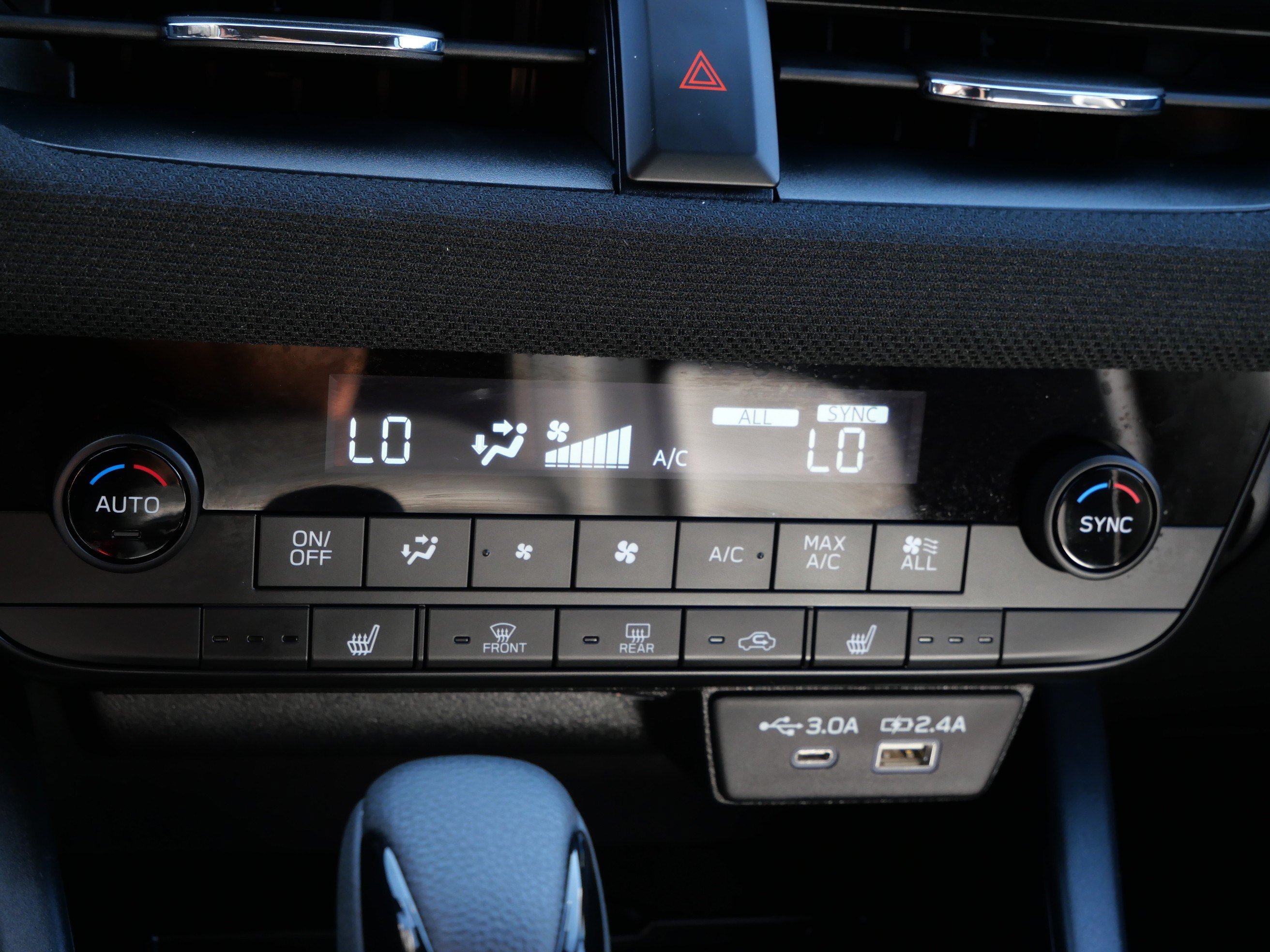 Used 2026 Subaru Outback Limited XT AWD/4WD image 23