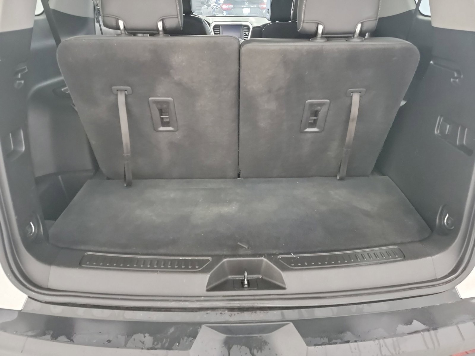 Used 2018 GMC Acadia SLT image 25