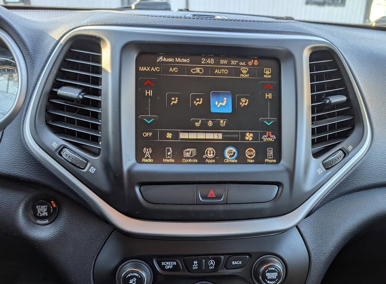 Used 2015 Jeep Cherokee Limited w/ Luxury Group image 15