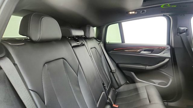 Used 2025 BMW X4 xDrive30i image 26