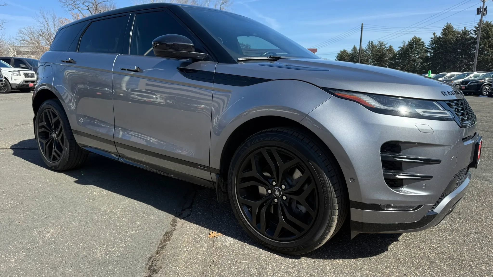 Used 2020 Land Rover Range Rover Evoque R-Dynamic SE AWD/4WD image 13