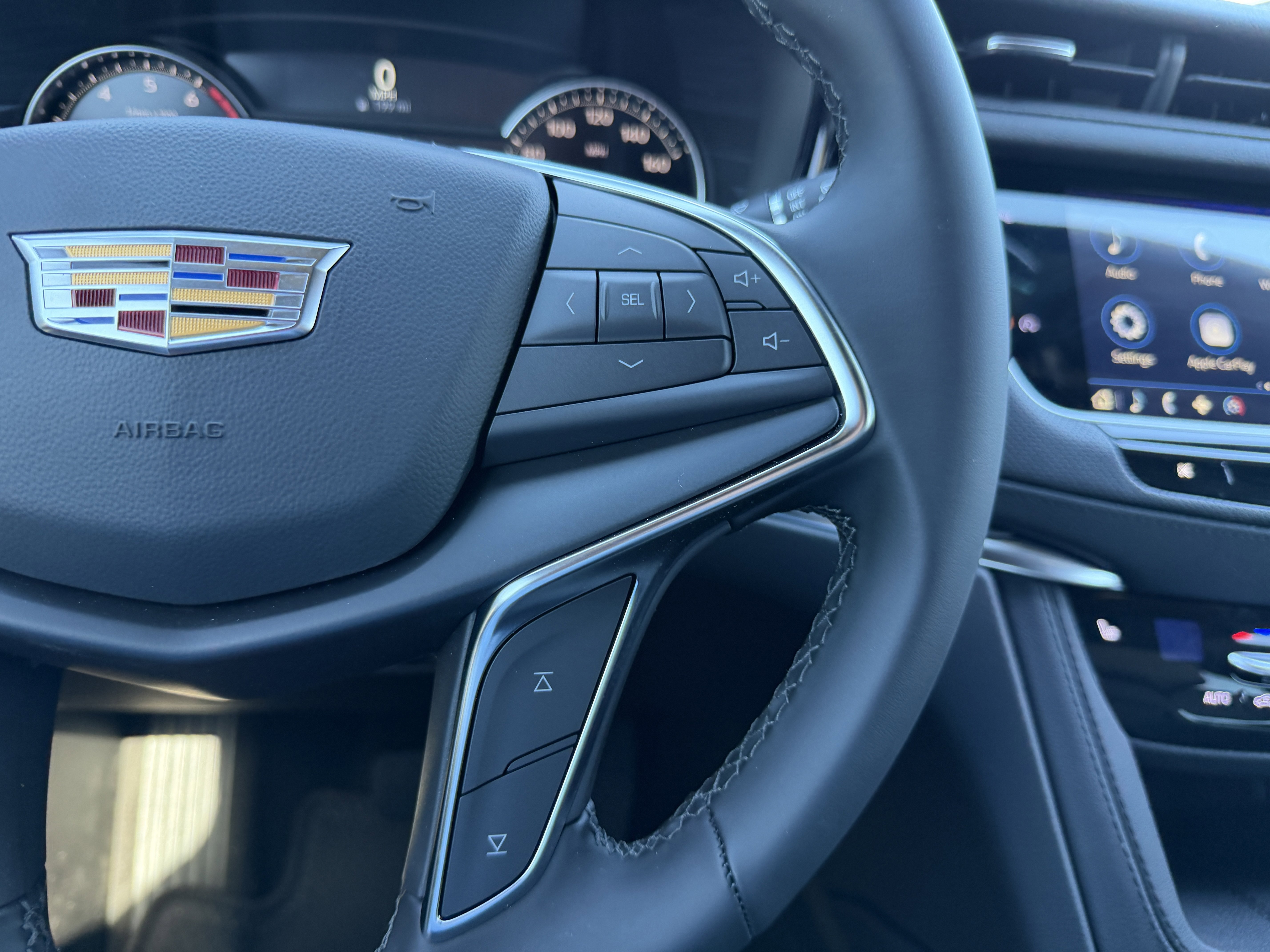 New 2026 Cadillac XT5 Luxury image 28