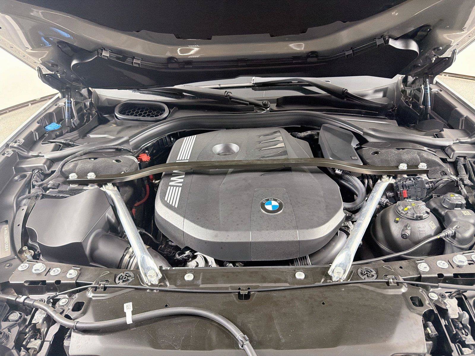 Used 2024 BMW 740i xDrive w/ Premium Package AWD/4WD image 31