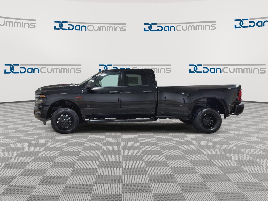 New 2026 RAM 3500 Big Horn AWD/4WD image 5