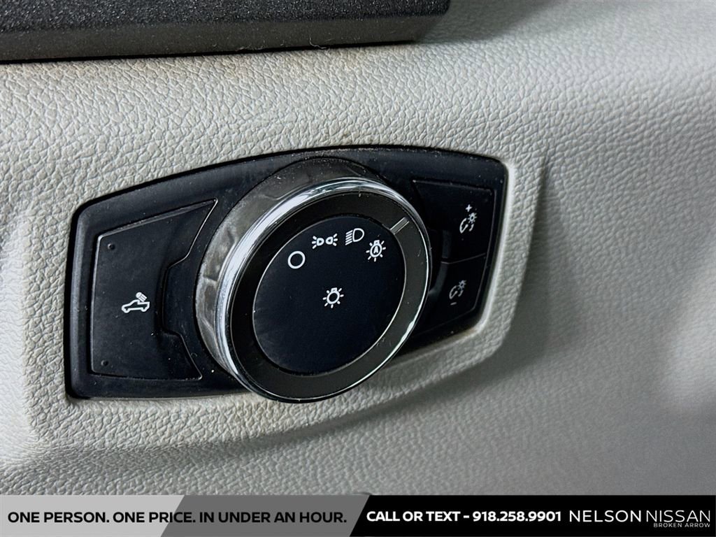 Used 2017 Ford F250 XL w/ Power Equipment Group AWD/4WD image 10