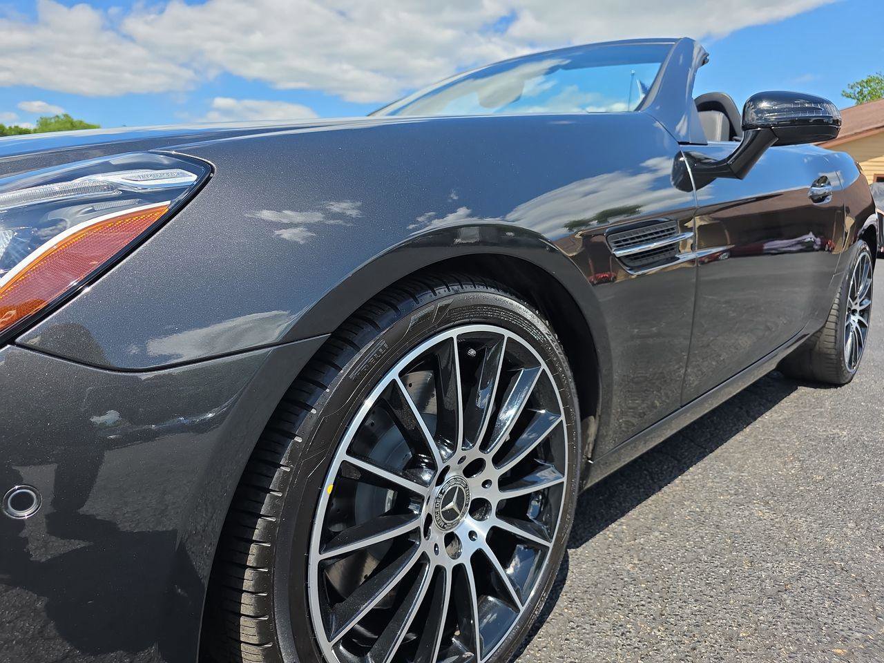 Used 2019 Mercedes-Benz SLC 300 image 38