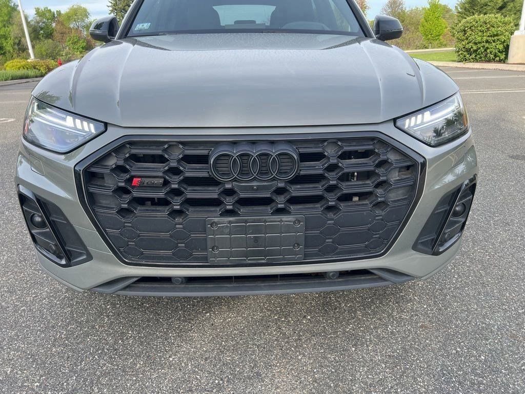 Certified 2023 Audi SQ5 Prestige w/ Prestige Package AWD/4WD image 2