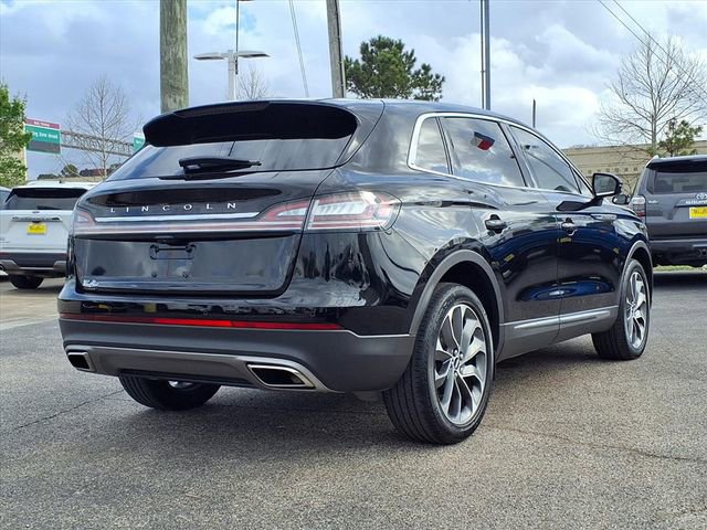 Certified 2023 Lincoln Nautilus Reserve image 2