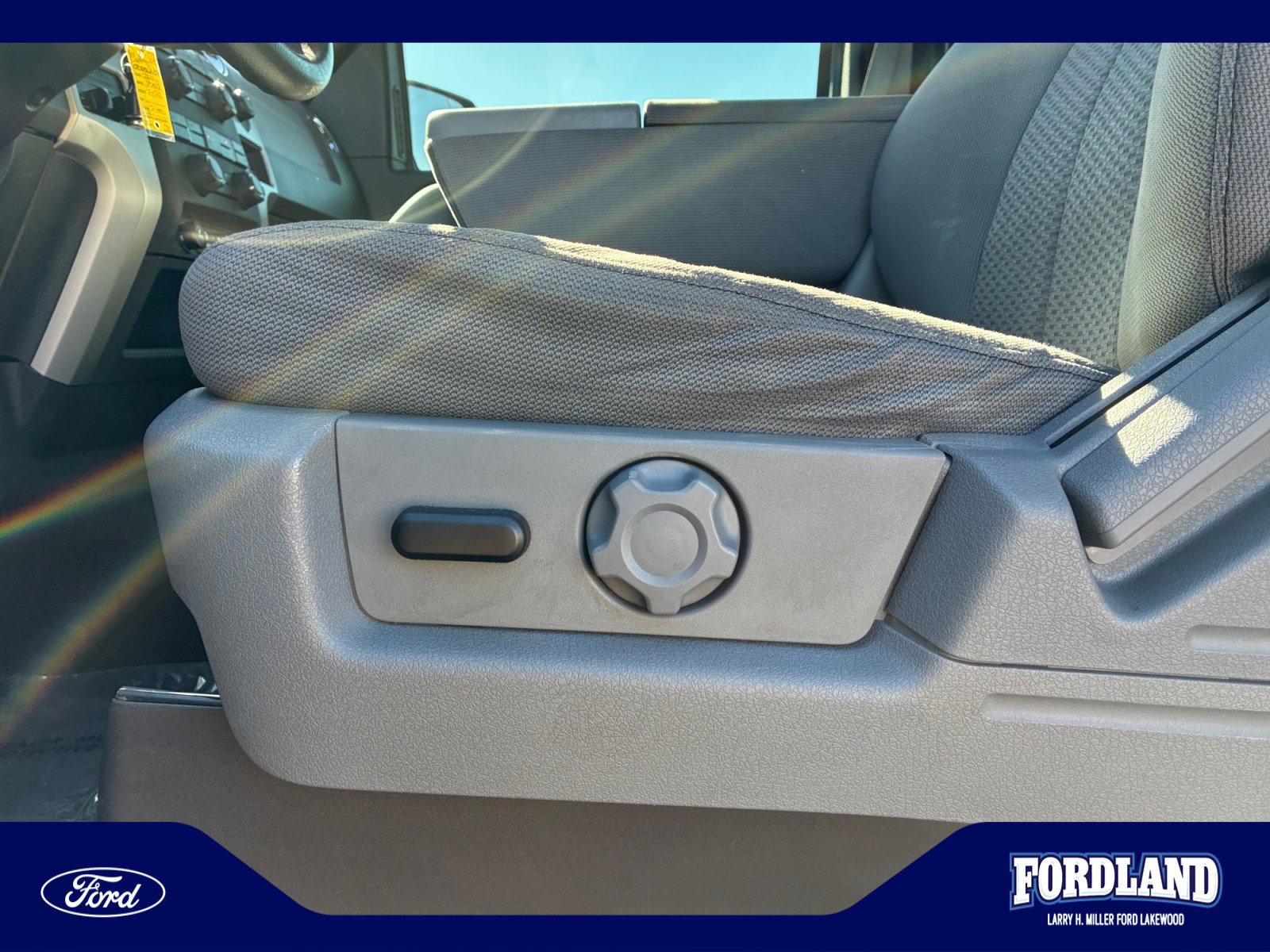 Used 2011 Ford F150 XLT w/ XLT Chrome Pkg AWD/4WD image 14