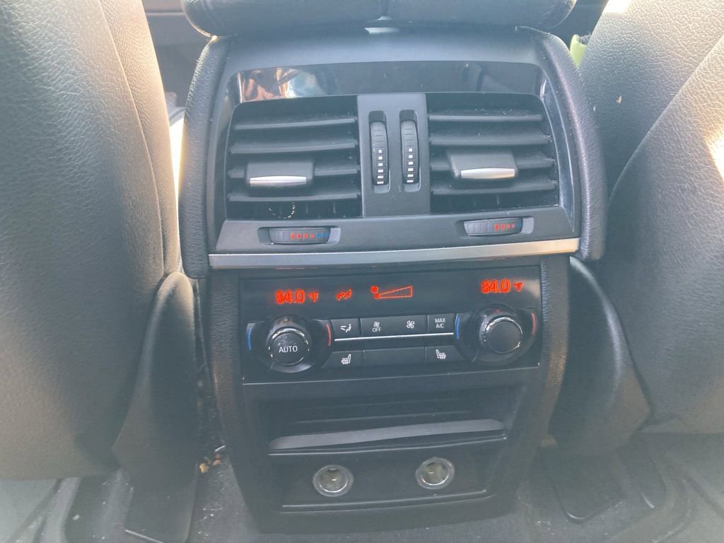 Used 2014 BMW X5 xDrive50i image 19