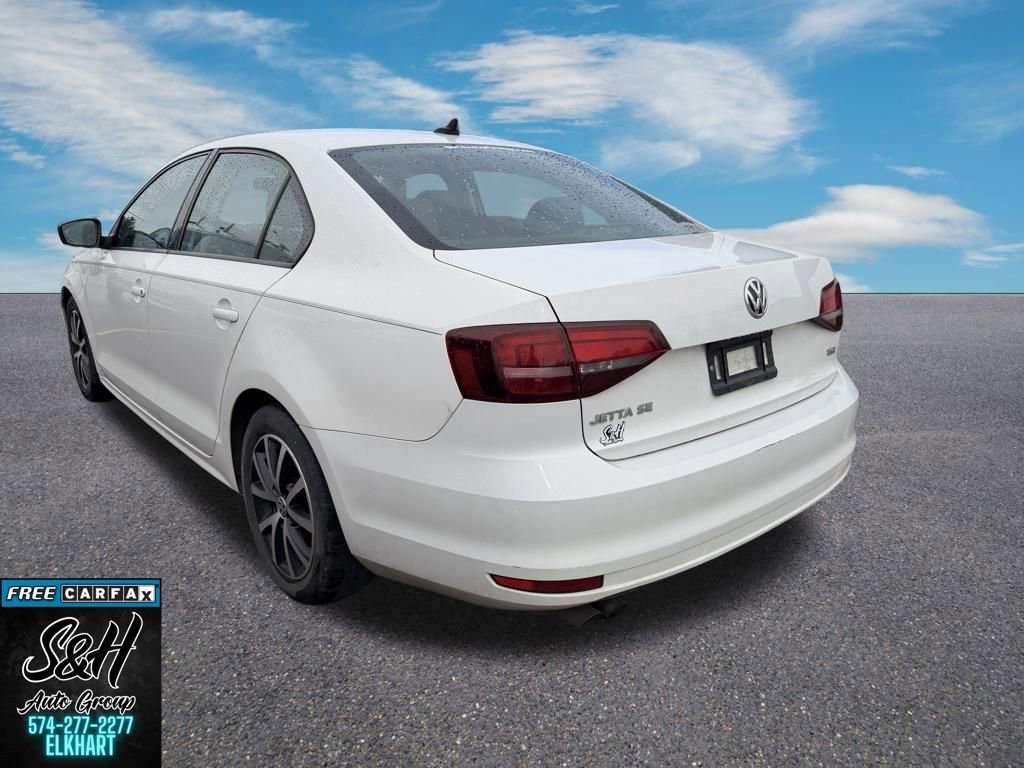 Used 2016 Volkswagen Jetta SE image 5