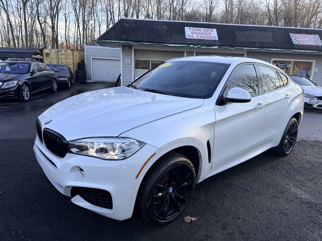 Used 2017 BMW X6 xDrive35i image 2