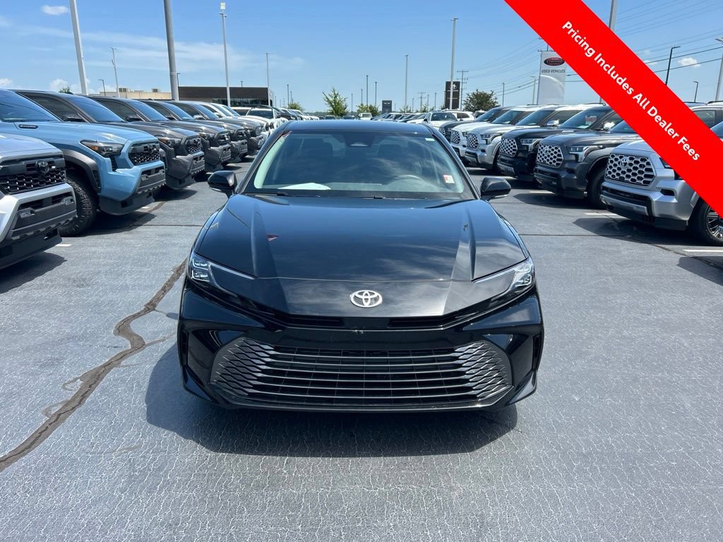Used 2026 Toyota Camry XLE FWD image 21