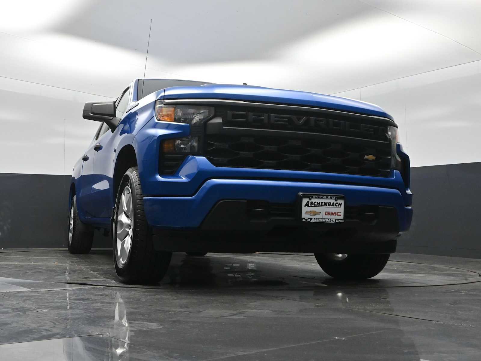 Used 2022 Chevrolet Silverado 1500 Custom AWD/4WD image 19