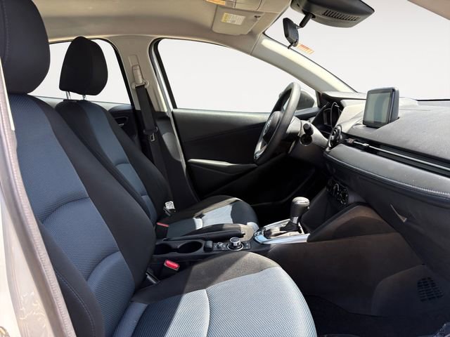 Used 2019 Toyota Yaris LE FWD image 14