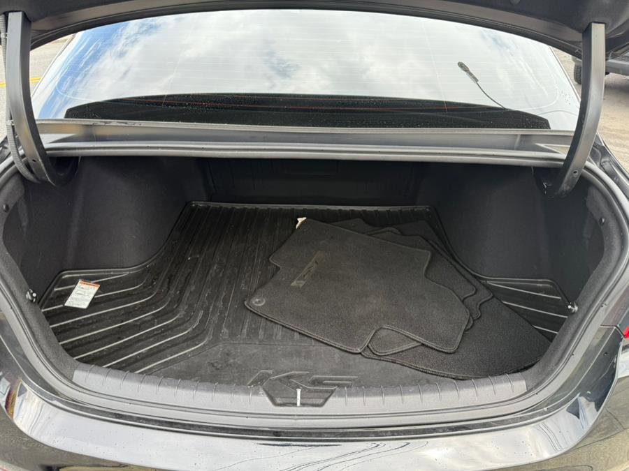 Used 2021 Kia K5 LX image 17