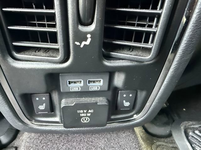 Used 2018 Jeep Grand Cherokee Limited AWD/4WD image 14
