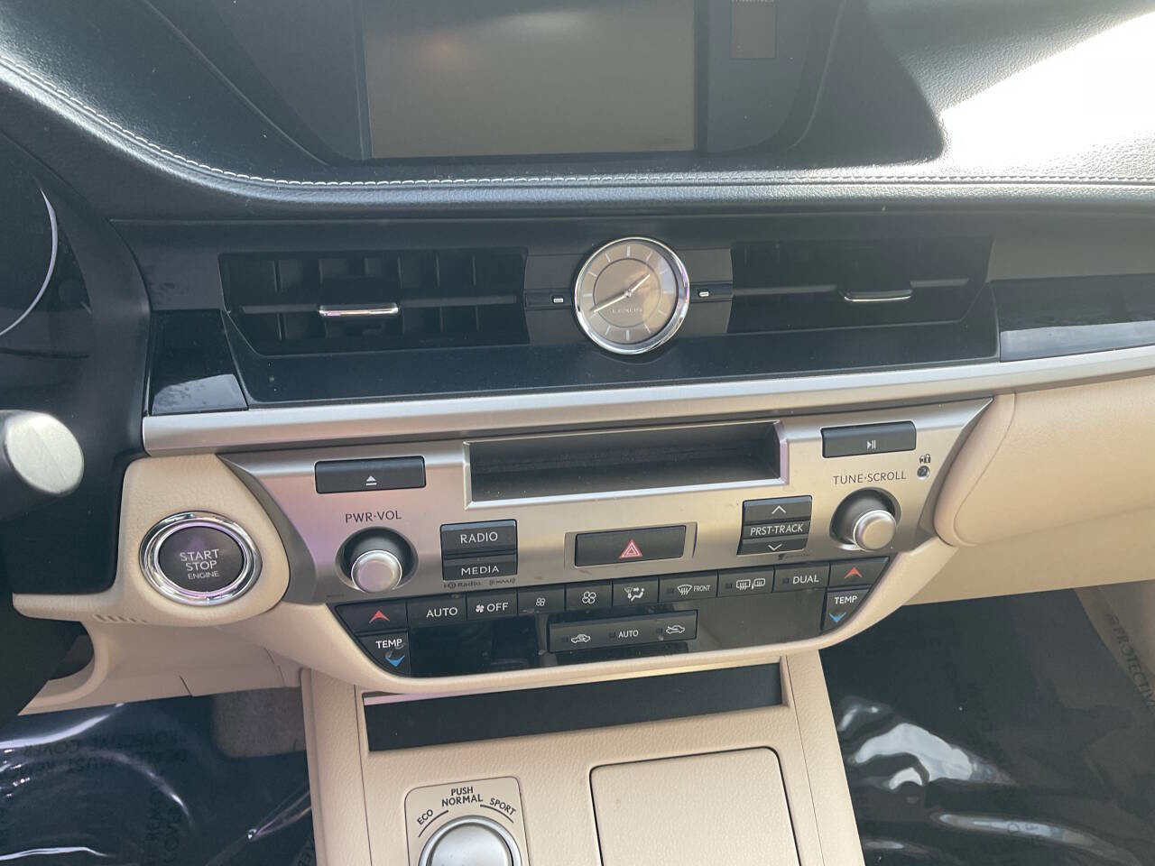 Used 2015 Lexus ES 350 image 19