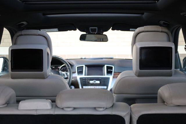 Used 2015 Mercedes-Benz GL 550 4MATIC image 16