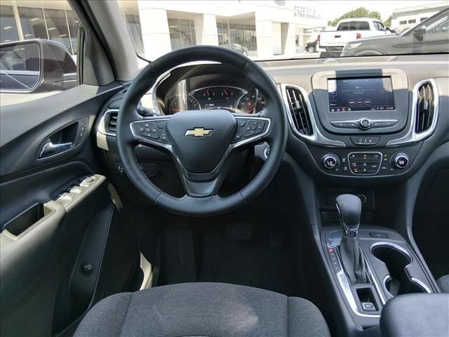 Used 2024 Chevrolet Equinox LT FWD image 11