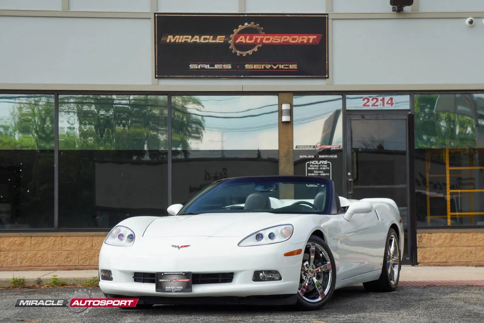 Used 2009 Chevrolet Corvette Convertible w/ Preferred Equipment Group RWD image 1
