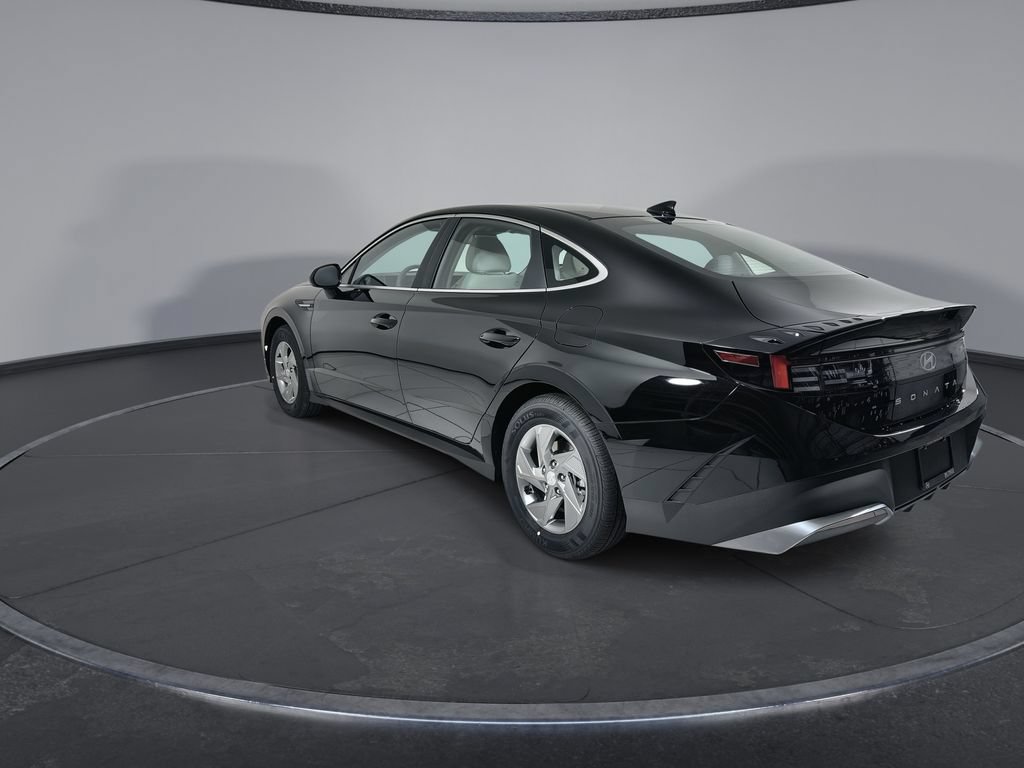 New 2026 Hyundai Sonata SE FWD image 6